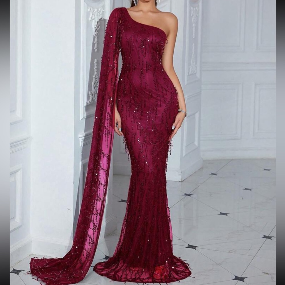 Luxe beaded party formal  dress - Picture 3 of 6